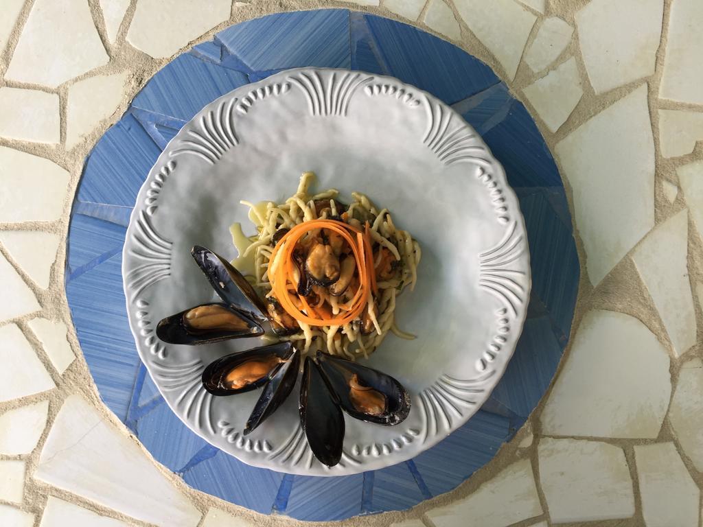 סקאריו Hotel Ristorante Cavaliere מראה חיצוני תמונה