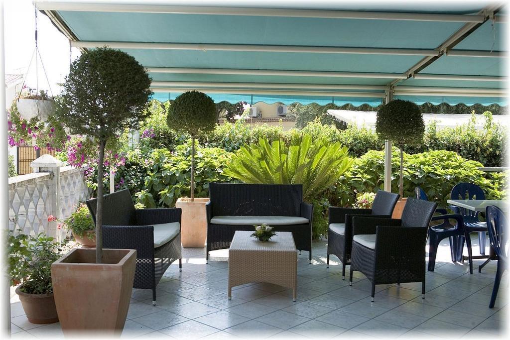 סקאריו Hotel Ristorante Cavaliere מראה חיצוני תמונה