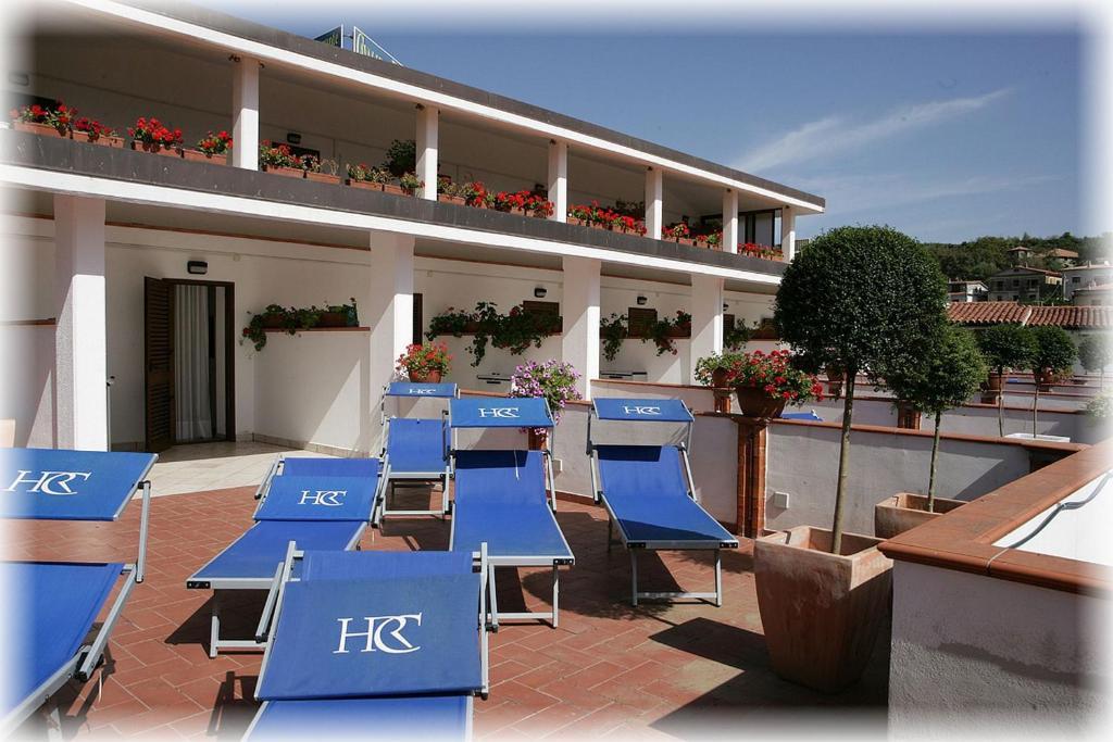 סקאריו Hotel Ristorante Cavaliere מראה חיצוני תמונה