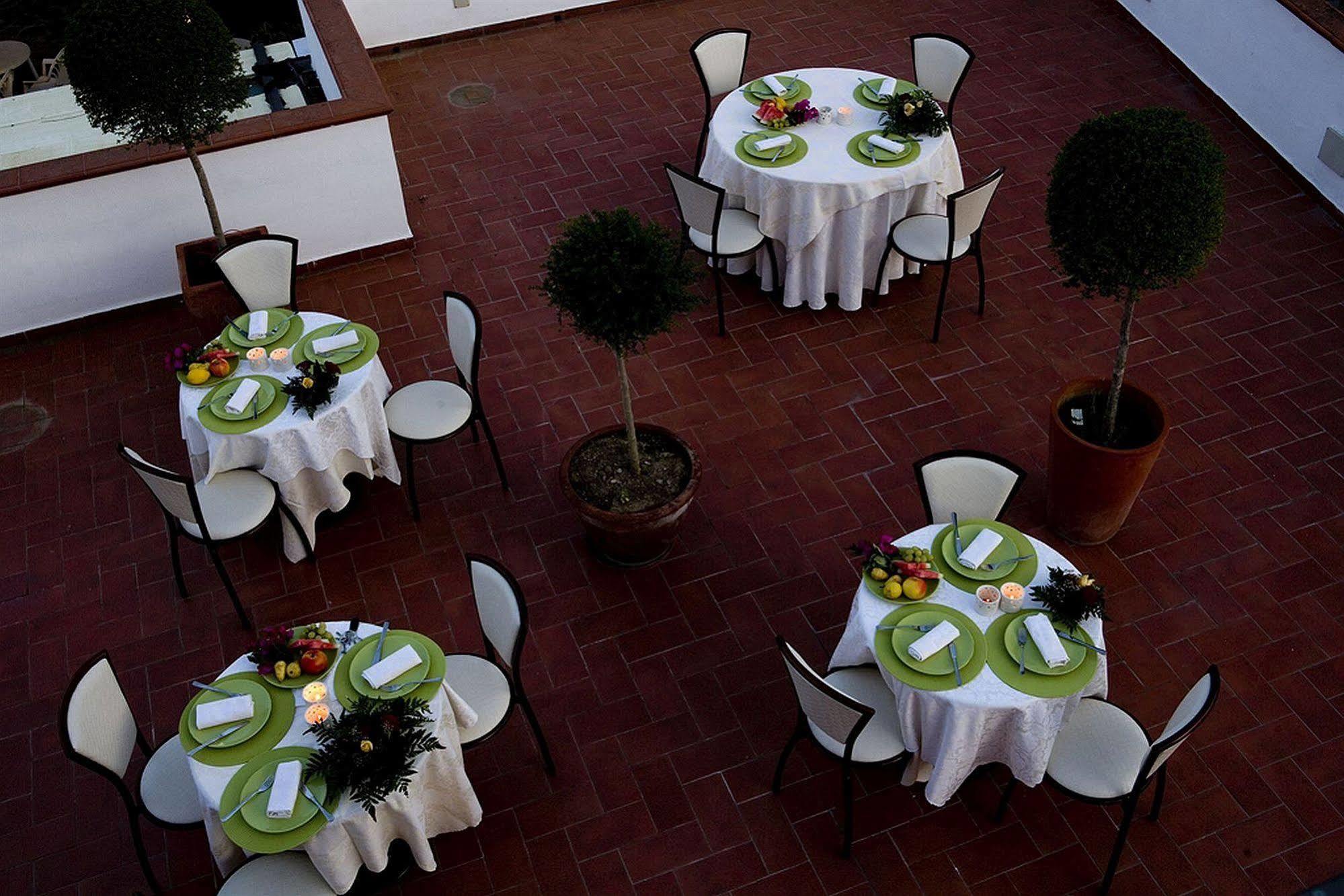 סקאריו Hotel Ristorante Cavaliere מראה חיצוני תמונה